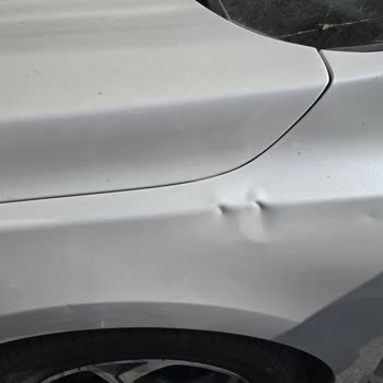 Kontrolsüz Bırakılan Scooter Aracımda Hasara Yol Açtı