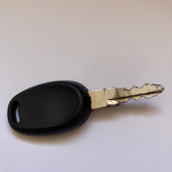 Teknik Serviste Kullanılmış Parça Takılması Ve Devam Eden Sorunlar