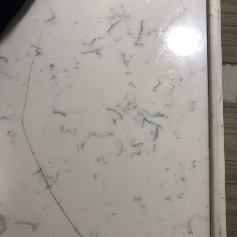 Kusurlu Quartz Tezgah İçin Garanti Sözünün Yerine Getirilmesini Bekliyorum