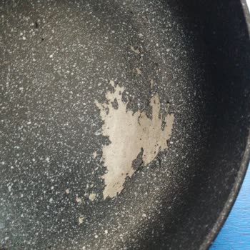 Korkmaz Tencere İç Yüzeyinde Soyulma Oldu!