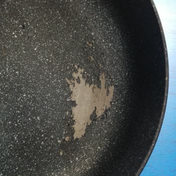 Korkmaz Tencere İç Yüzeyinde Soyulma Oldu!