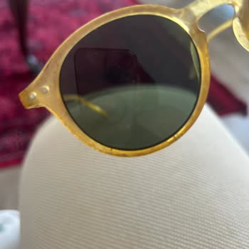 Garanti Süresi Sonrası Gözlükte Soyulma Ve Yapışkanlık Sorunu, Destek Sağlanmıyor