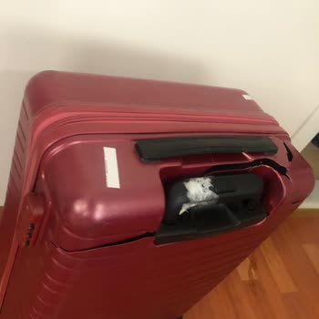 Kırılan Ve Teslim Edilmeyen Valizim İçin Mağduriyetim Giderilmiyor