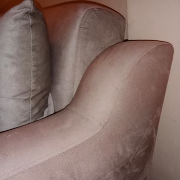 Koltuk Takımında Kumaşta Renk Solması Ve Garanti Kapsamında Mağduriyet