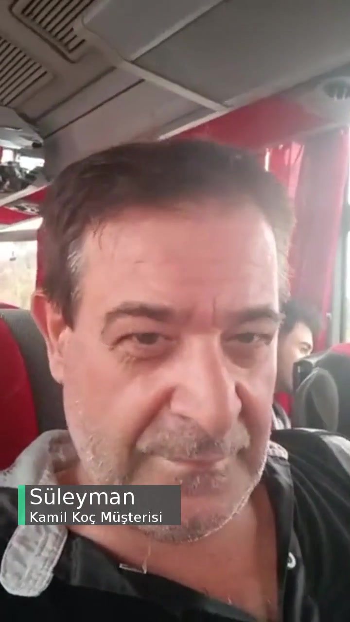 Kamil Koç Hala Gidiyoruz, Medine'ye Varamadım... Pardon İstanbul'a 21 Saat Oldu! videonun kapak resmi