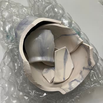 Kırık Gelen Ürünler Ve İlgisiz Müşteri Hizmetleriyle Yaşadığım Mağduriyet