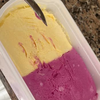 Aldığım Dondurma Buzlanmış Ve Tadı Farklıydı Son Kullanma Tarihi Okunmuyordu