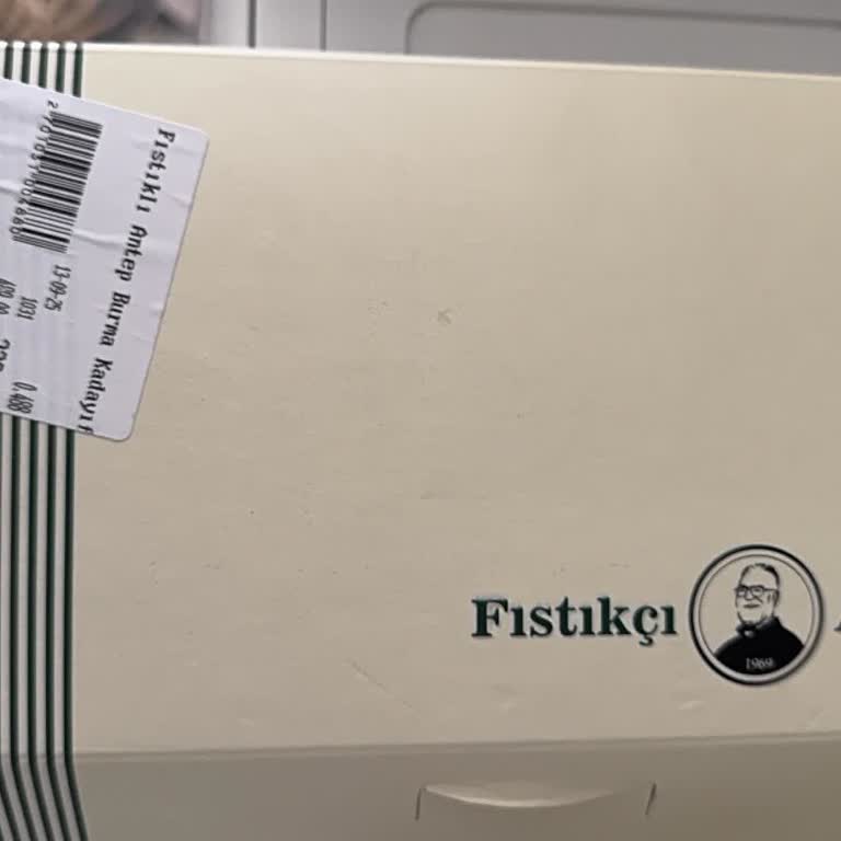 Fıstıkçı Ağaoğlu Baklavaları Bayat Tatlı Satışı!