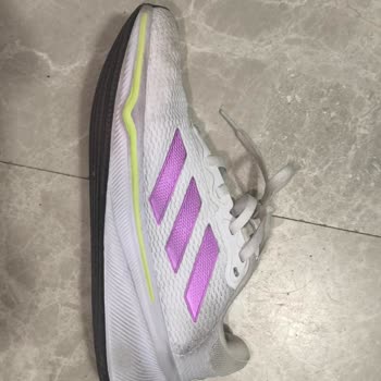 Deichmann Imbox İşlemi Sonrası Ayakkabıda Hızlı Kirlenme Ve Memnuniyetsizlik!