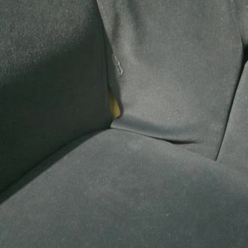 Emre Mobilya (Sultanbeyli) Teslim Edilen Koltuklar Ayıplı, Yırtık, Kırık Ve Yıpranmış Şekilde Geldi