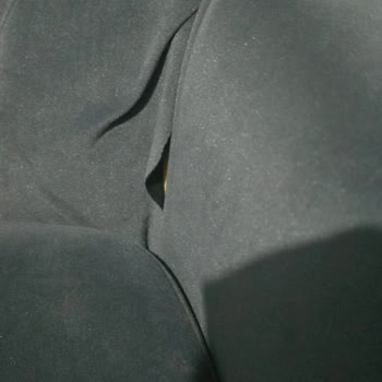 Emre Mobilya (Sultanbeyli) Teslim Edilen Koltuklar Ayıplı, Yırtık, Kırık Ve Yıpranmış Şekilde Geldi