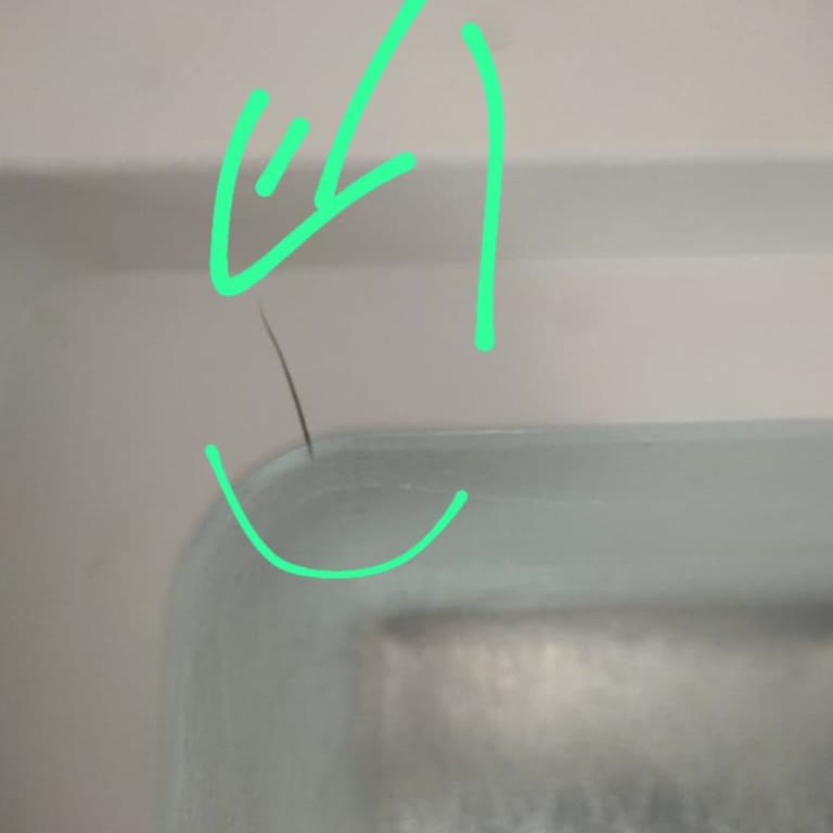 Yeni Alınan Derin Dondurucuda Çatlak Ve İlgisiz Müşteri Hizmetleri