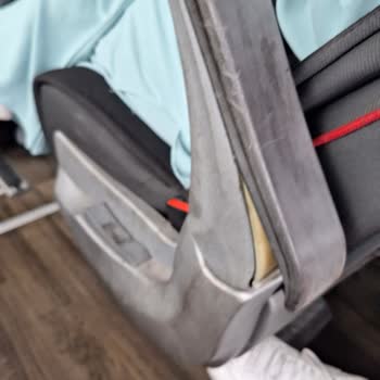 Metro Turizm’de Klima Çalışmıyor, Kirli Ve Kazalı Araçta Mağduriyet Yaşıyorum!