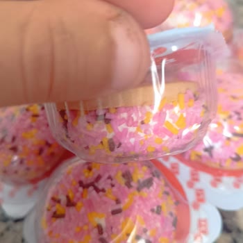 Yeni Tarihli Eti Puf Ürünlerinde Bit Böceği Çıkması Şaşkınlığı