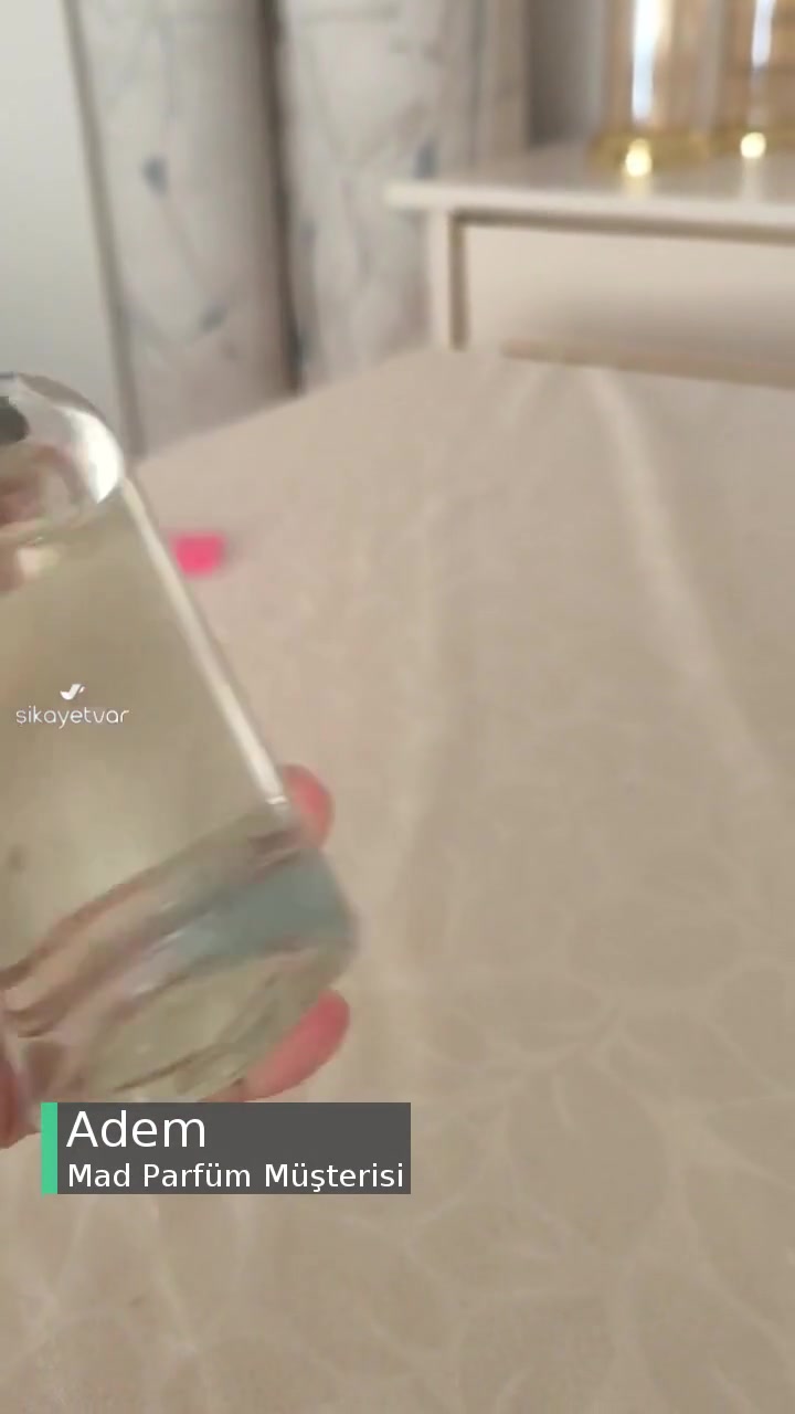 Mad A114 Kodlu Parfümden Böcek Çıktı videonun kapak resmi