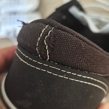 İki Ayda Yıpranan Ayakkabı İçin Mağduriyet Yaşıyorum