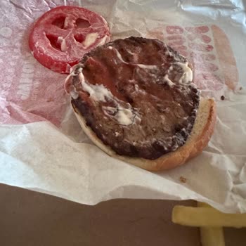 Siparişimde Yanlış Ürün Ve Yiyecekte Yabancı Madde Şoku