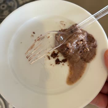 Hijyen Sorunları, Personel İlgisizliği Ve Ücret İadesinde Mağduriyet Yaşadım