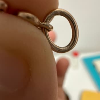 Pandora Charm Kaplaması Kısa Sürede Soyuldu, Garanti Kapsamında Değişim Veya İade Talebi