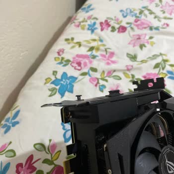 Yurtiçi Kargo Hasar Gören Ekran Kartım