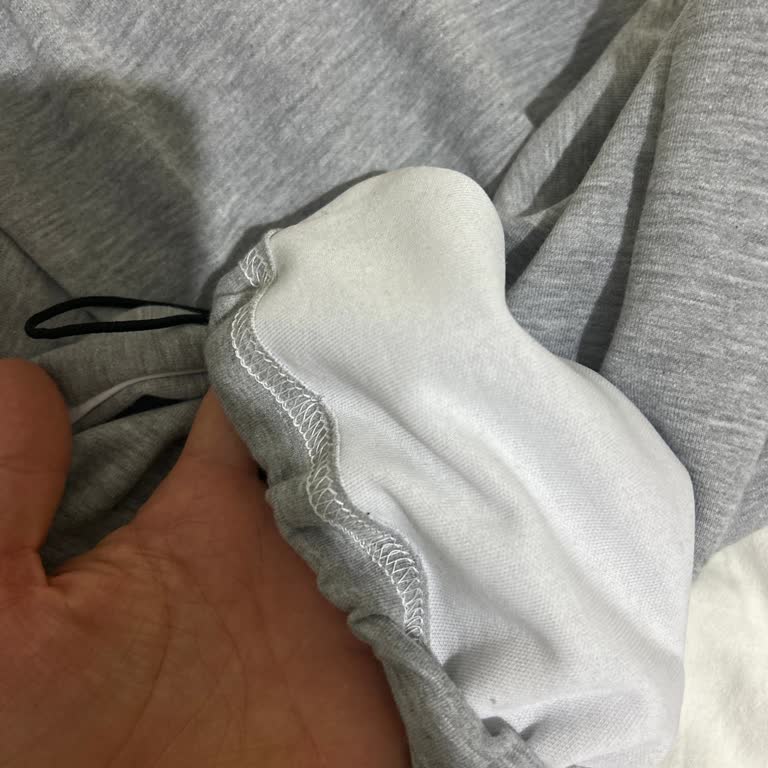 Yanlış Gönderilen Ürün Ve Cevapsız İletişim: Mağduriyetimin Giderilmesini Talep Ediyorum