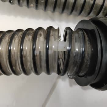 Kiwi Halı Yıkama Makinesi Hortumu Yırtıldı!