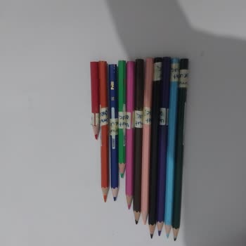 Pritt Kuru Boyaların Uçları Hemen Kırılıyor Ve Renkler Hızla Tükeniyor