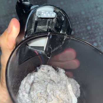 Bosch Şarjlı Süpürgemin Toz Haznesi Kırıldı Garanti Kapsamında Değişim Yapılmıyor