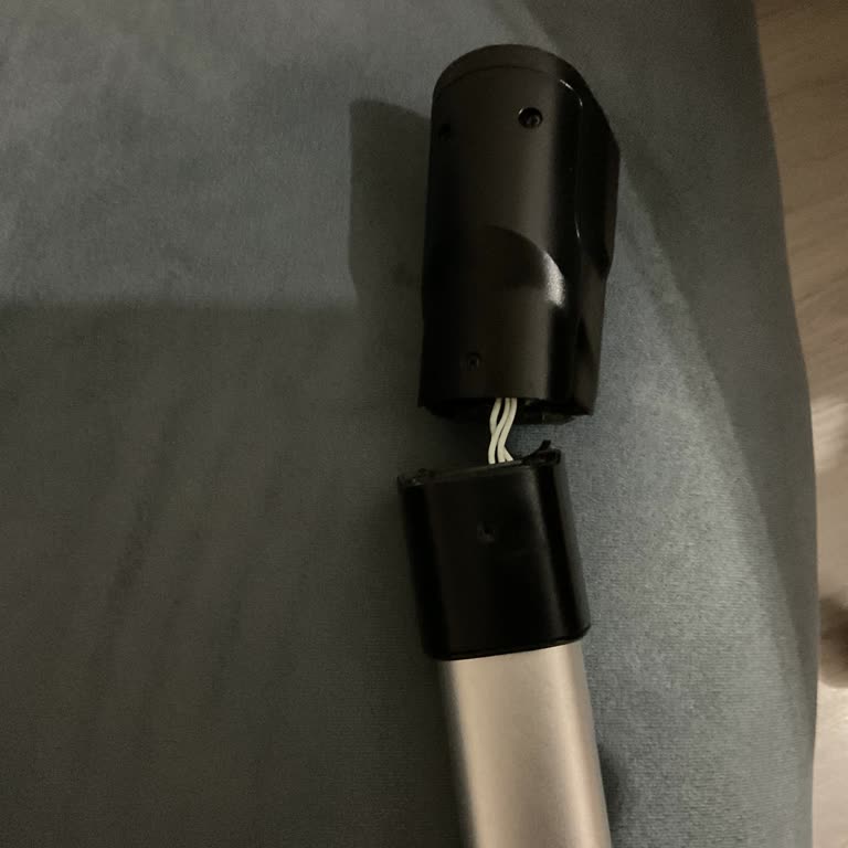 Philips Süpürge Boru Bağlantısı Kırıldı, Kronik Sorun Olabilir