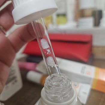 Aldığım C Vitamini Damlasında Kristalleşme Ve Mantar Oluşumu