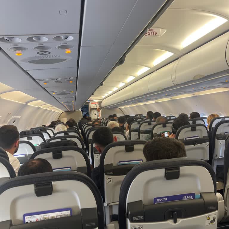 Uçuşta Uzun Süre Bekletildik, Bilgilendirme Ve İkram Yapılmadı