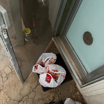 Siparişim Halka Açık Alana Bırakıldı Ürünlerim Zarar Gördü Çözüm Sunulmadı