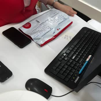 Değerli Kargom Kayboldu, Maddi Zararım Karşılanmadı Ve Şube İlgisiz Davrandı