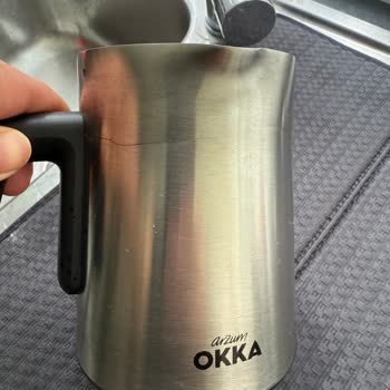 Kahve Makinesi Haznesinde Çatlak Ve Paslanma: Güvenlik Ve Kalite Sorunu