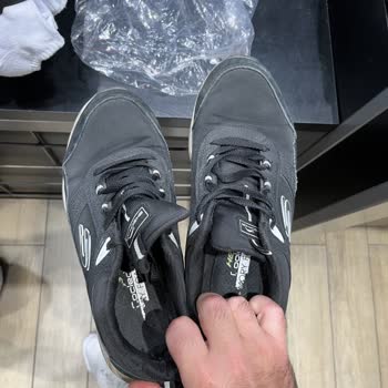 Kısa Sürede Yıpranan Skechers Ayakkabılara Garanti Desteği Sağlanmadı