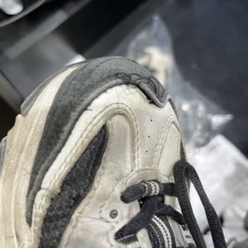 Kısa Sürede Yıpranan Skechers Ayakkabılara Garanti Desteği Sağlanmadı