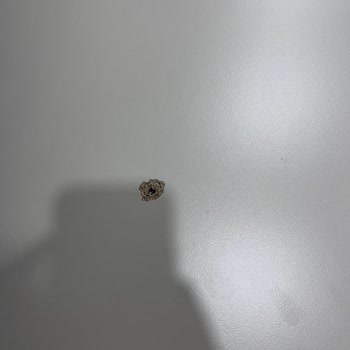 Teslim Edilen Yemek Odası Takımında Hasar Ve Kurulum Hatası, Çözüm Sunulmuyor