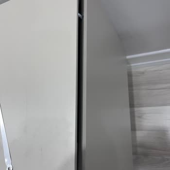 Teslim Edilen Yemek Odası Takımında Hasar Ve Kurulum Hatası, Çözüm Sunulmuyor