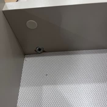 Teslim Edilen Yemek Odası Takımında Hasar Ve Kurulum Hatası, Çözüm Sunulmuyor