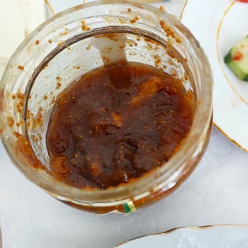 Cevizli İncir Reçelinden Yabancı Cisim Çıktı, İade Talebim Var