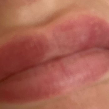 Dudak Renklendirme İşlemi Sonrası Renk Tutmadı Ve Ücret İadesi Talebi