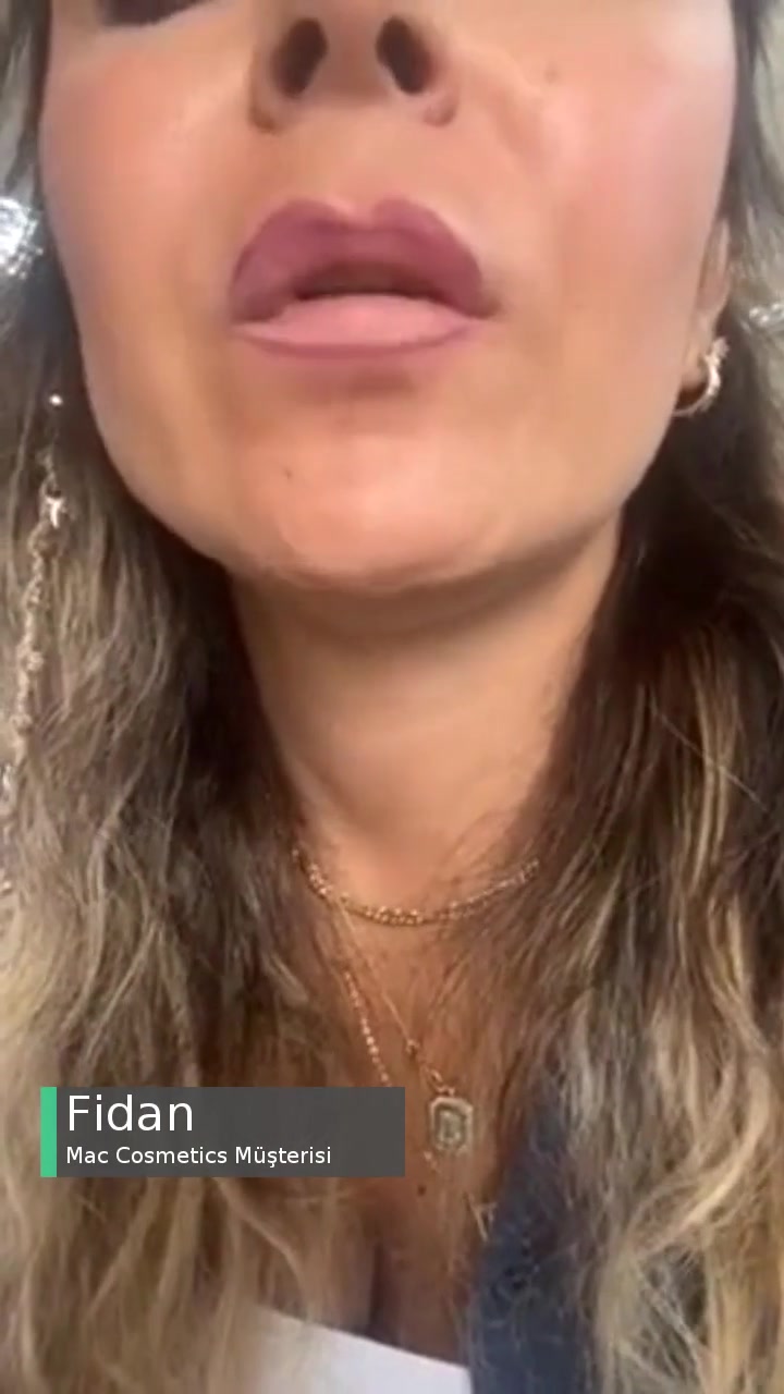 Mac 24 Saat Kalıcı Ruj Güya! videonun kapak resmi