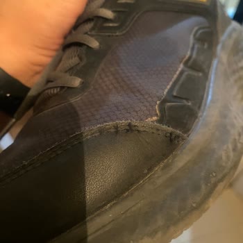 Skechers Ayakkabıda 6 Ayda Açılma Ve Garanti Sürecinde Çözüm Sunulmaması
