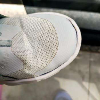 Kısa Sürede Açılan Nike Ayakkabılar İçin Değişim Talebi