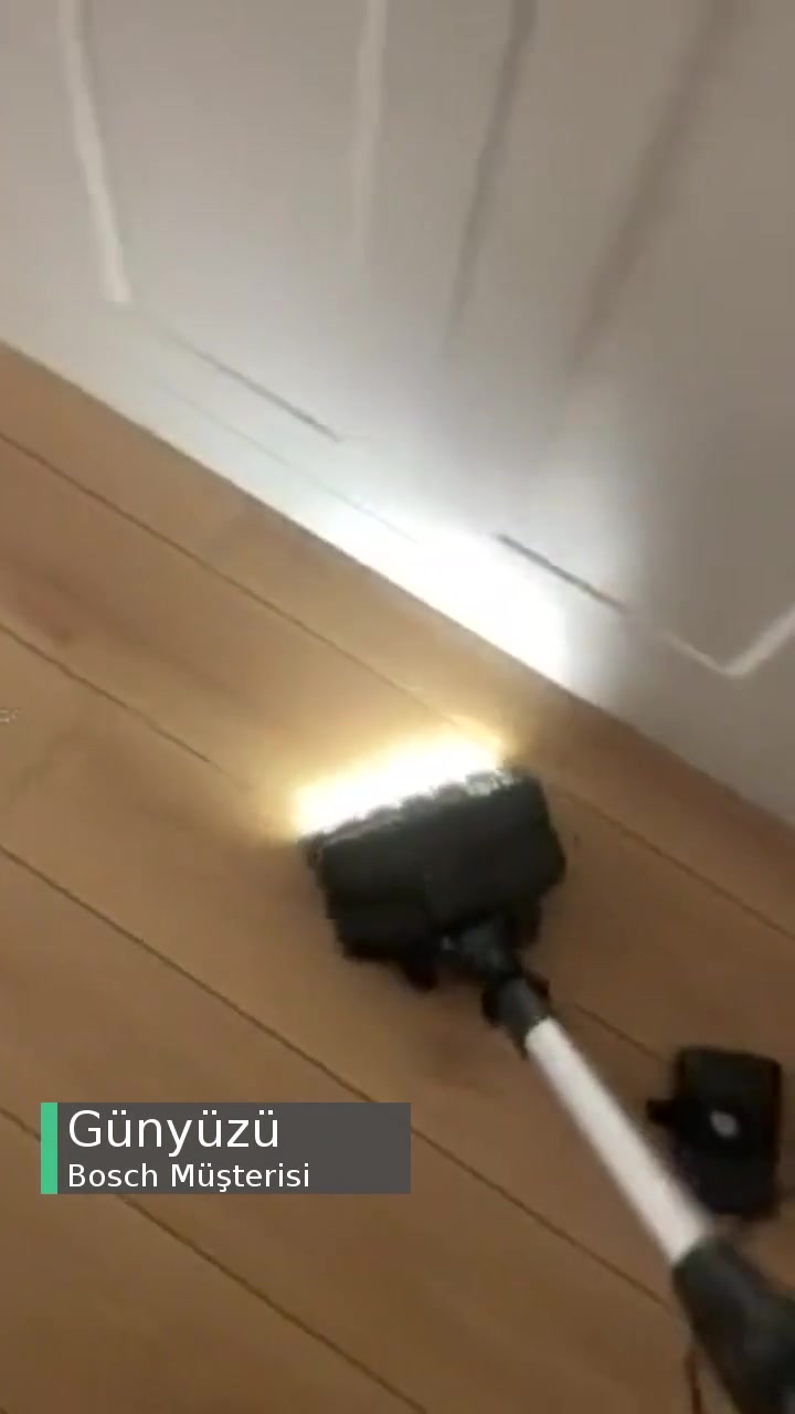 Bosch Dikey Süpürge Geri Bırakıyor Topladıklarını! videonun kapak resmi
