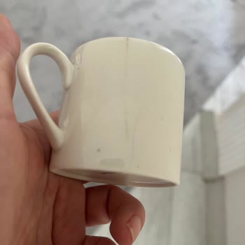 Online Siparişimde Gelen Kusurlu Fincanlar Ve Değişim Talebim