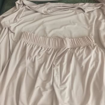 Yanlış Renk Gönderimi Ve Müşteri Hizmetlerine Ulaşılamaması Nedeniyle Yaşanan Mağduriyet