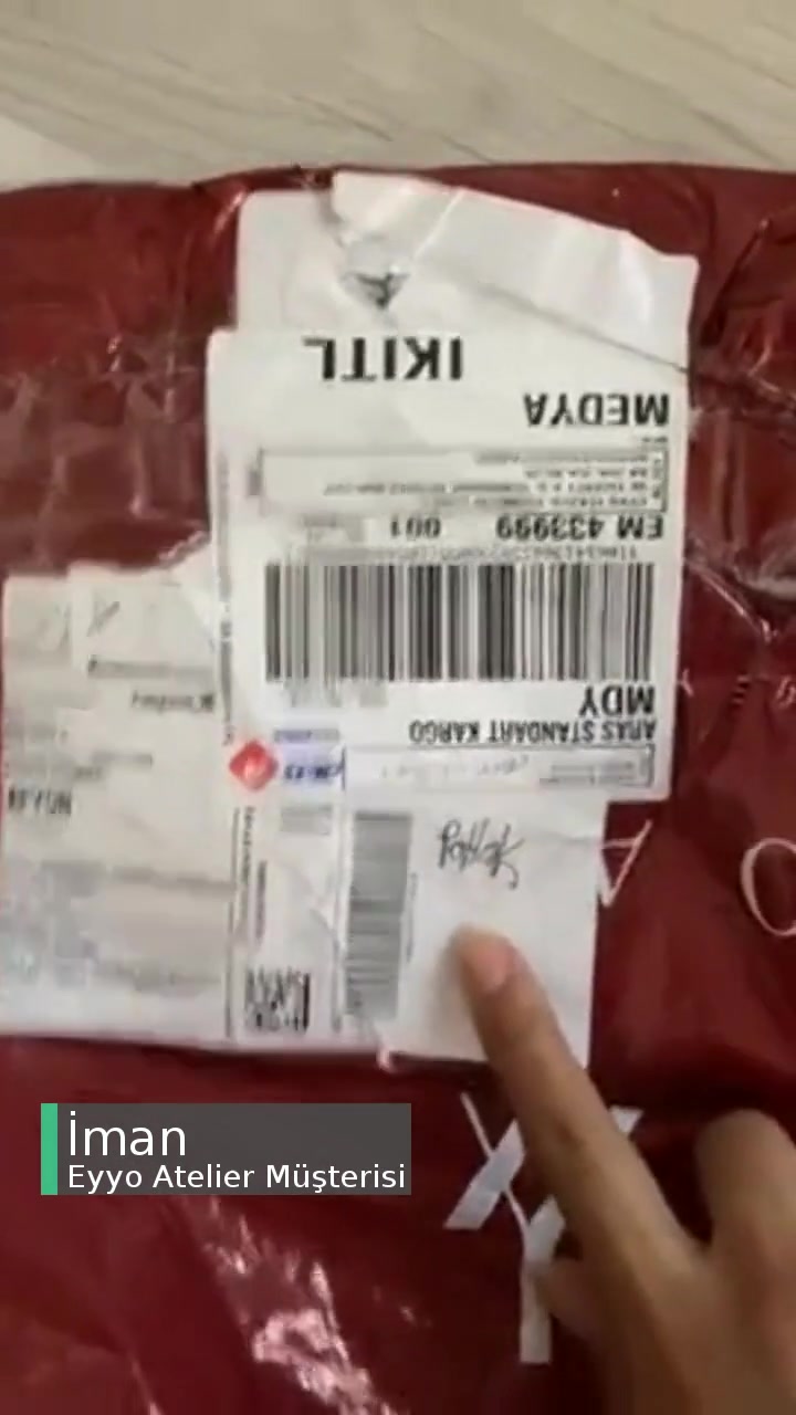 Eyyo Atelier Dönüş Bekliyorum Acil! videonun kapak resmi