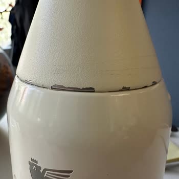 I Face Surface Peeling and Leakage Problem With Stanley All Day Slim Bottle