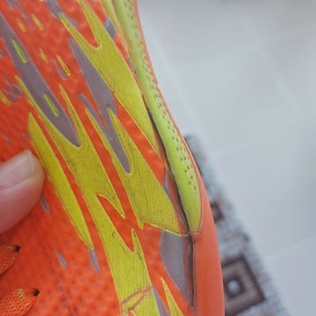 Kısa Sürede Yıpranan Ayakkabıya Değişim Veya İade Yapılmadı